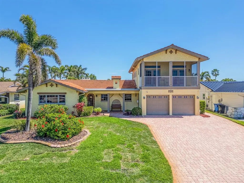 1140 81st Street S, ST PETERSBURG