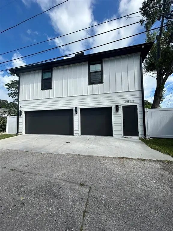 468 44th Avenue N 1/2, ST PETERSBURG
