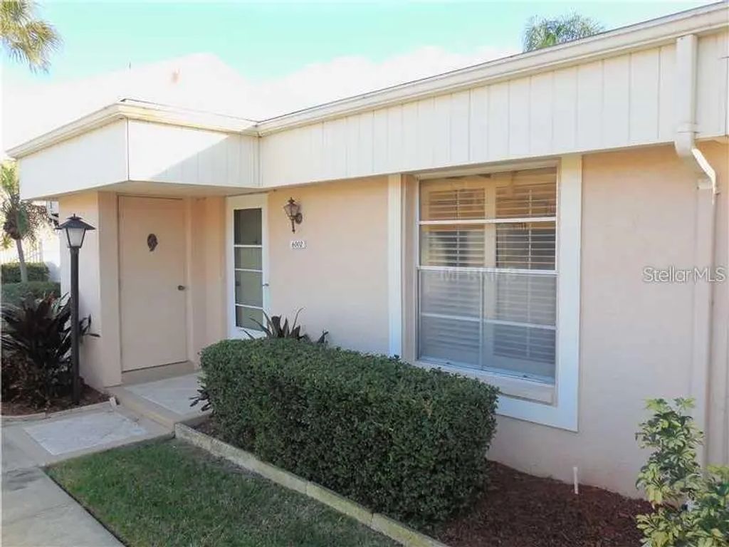 6002 7th Avenue W 6002, BRADENTON