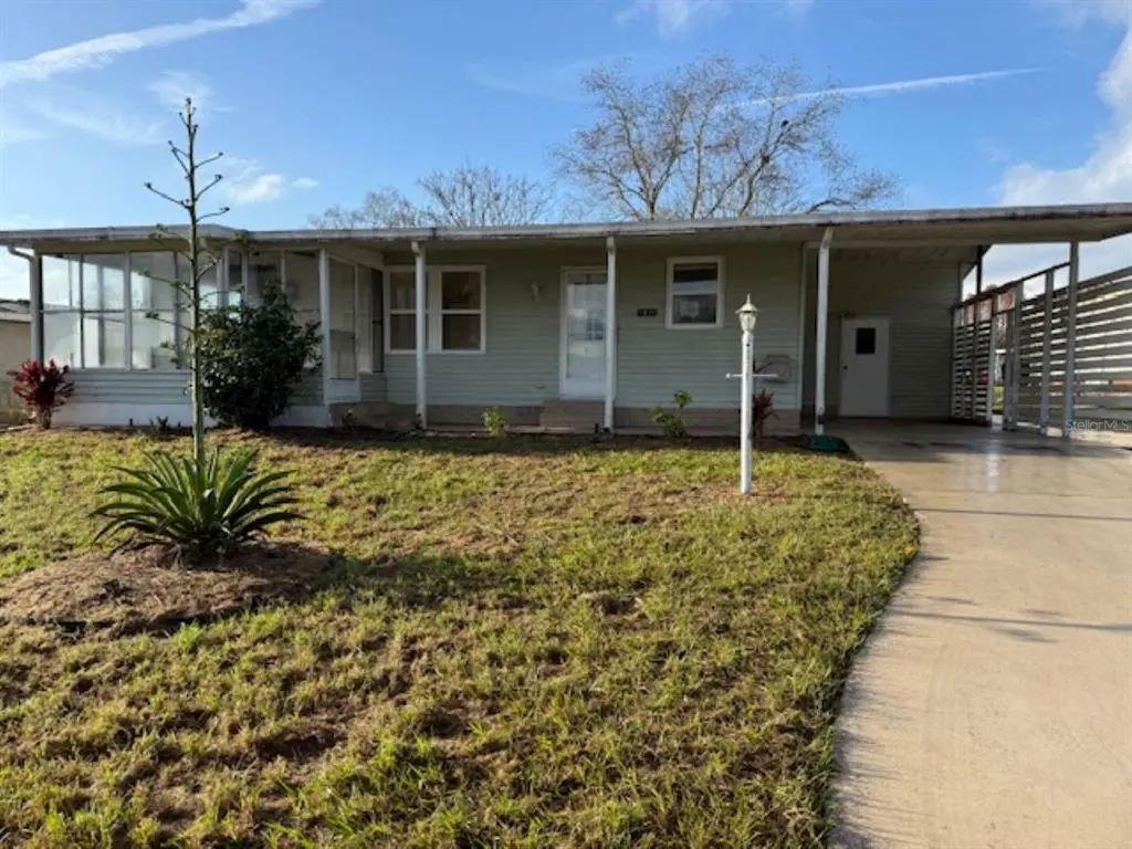 1832 W Schwartz Boulevard, LADY LAKE