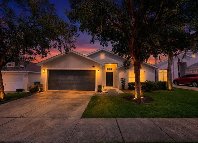 154 Castlemain Circle, DAVENPORT