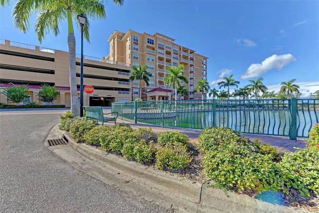 808 3rd Avenue W 701, BRADENTON