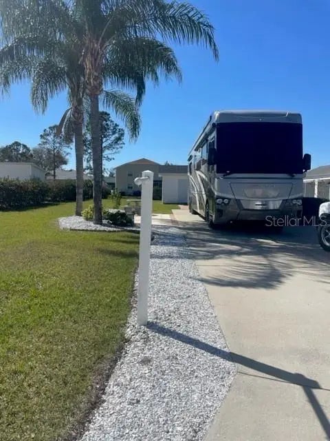 1064 Caravan Loop, POLK CITY