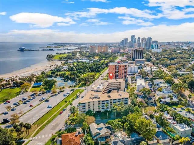1200 N Shore Drive Ne 301, ST PETERSBURG