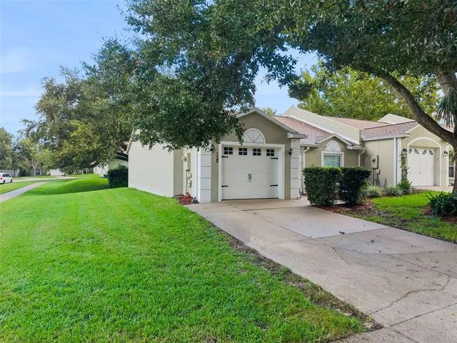 651 Villa Court, CLERMONT
