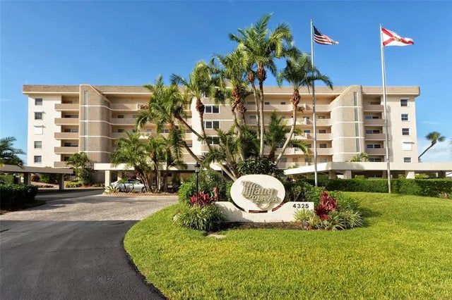 4325 Gulf Of Mexico Drive 204, LONGBOAT KEY