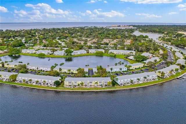 166 Pompano Drive Se C, ST PETERSBURG