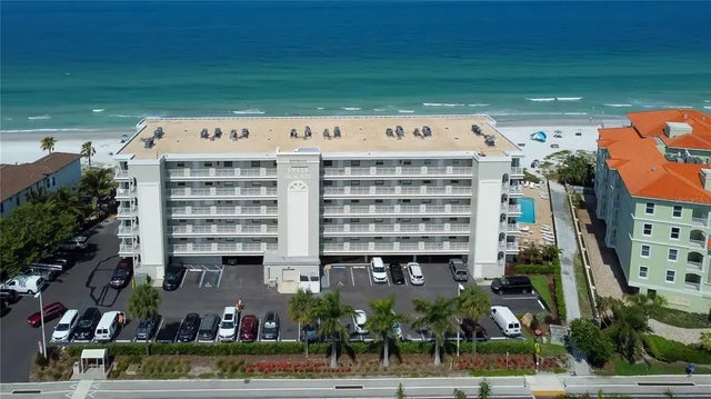 19418 Gulf Boulevard 407, INDIAN SHORES