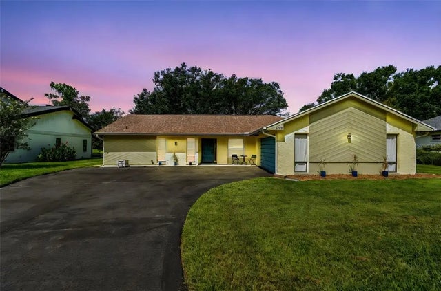 5319 Saddlebrook Way, WESLEY CHAPEL