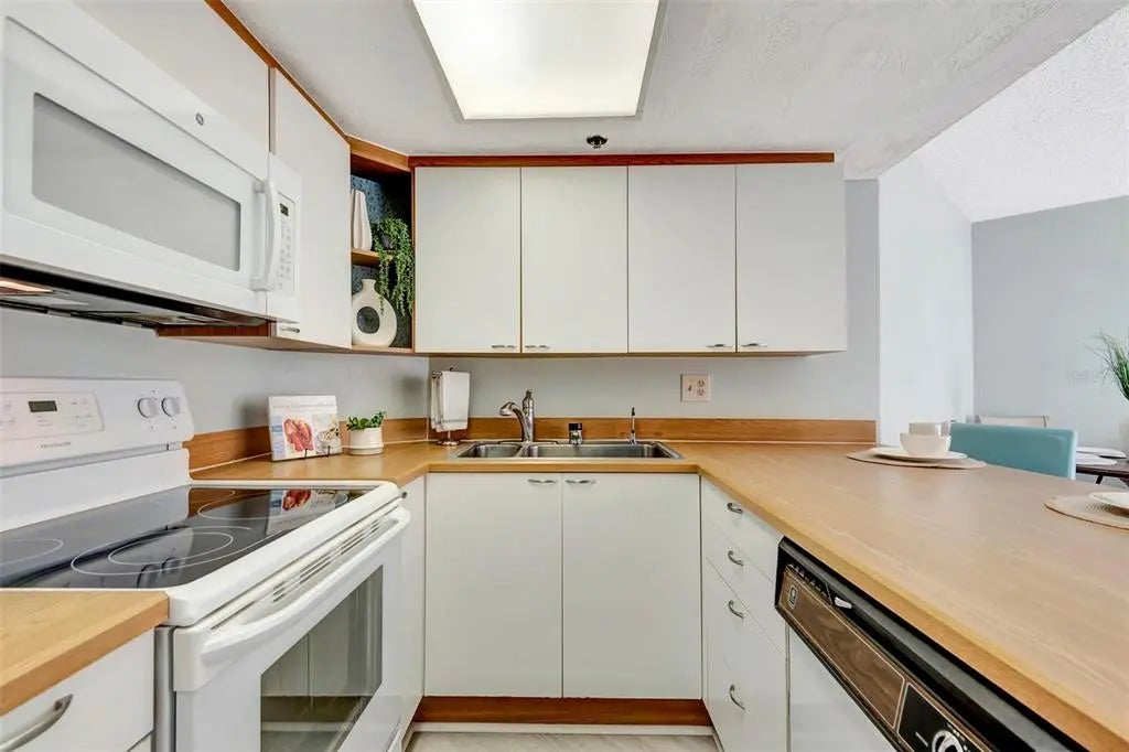 Gulf Shores Realty: 12 65661495dd3300876dde5ee7a1c64775 l