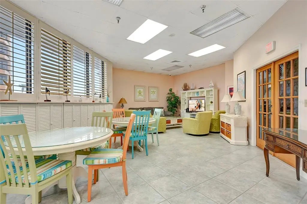 Gulf Shores Realty: 37 6259ab9f832fc6689c42bf3ae683e1be l