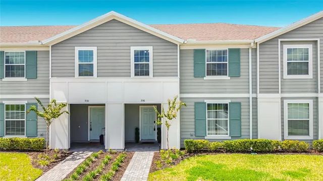 936 Paradise Drive, DAVENPORT