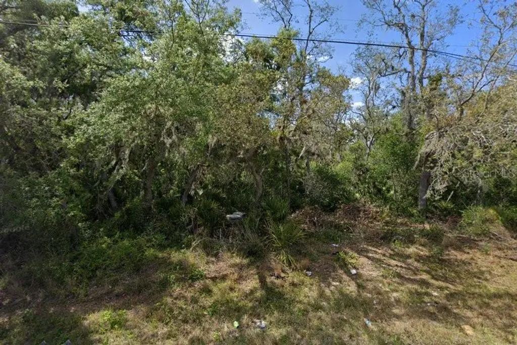 5713 County Road 17 S, SEBRING