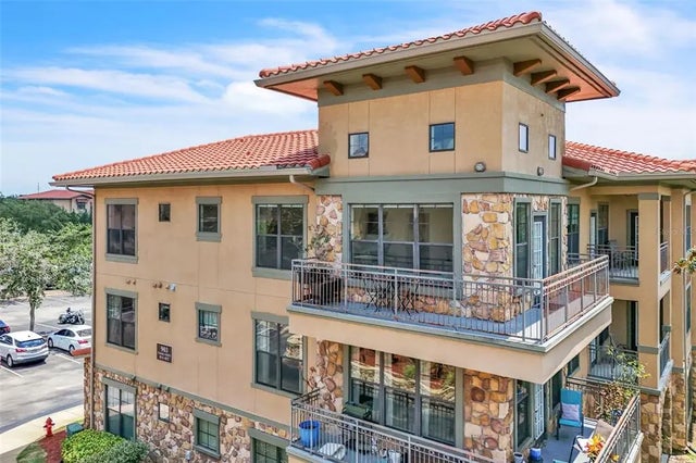 903 Charo Parkway 837, DAVENPORT