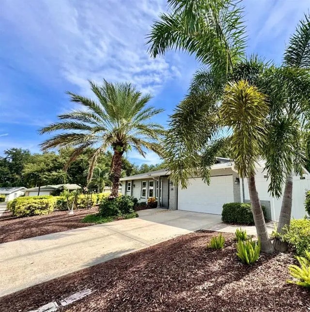 1281 Maple Street Sw, LARGO