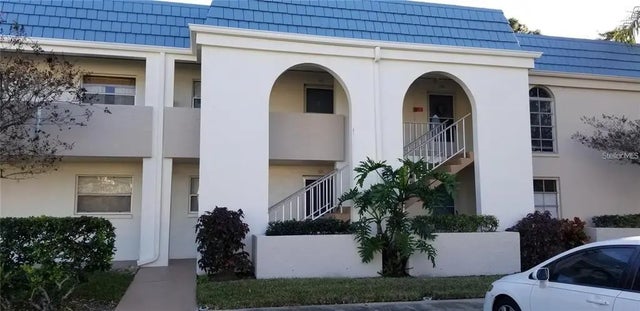 1975 W Bay Drive 207, LARGO