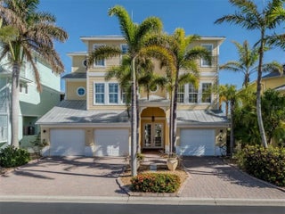 Gulf Shores Realty: 1 13fb9ae1214a2980fab62d7b79d2dfcf s