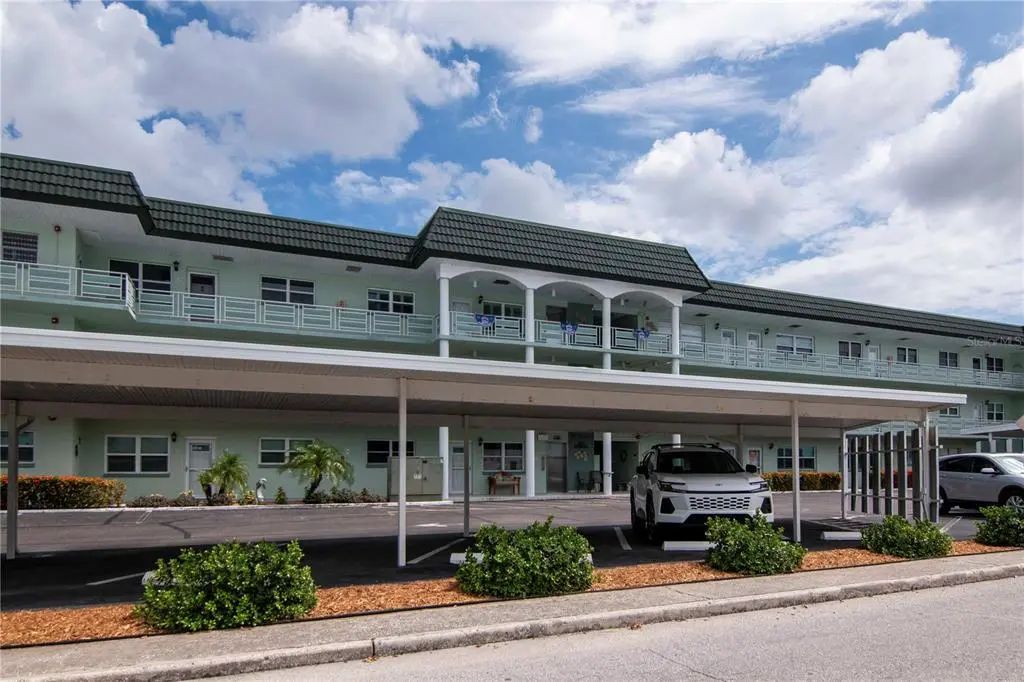 5935 30th Avenue S 206, GULFPORT