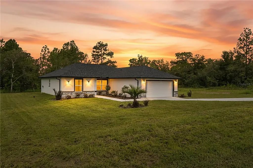 15093 Gonzo Road, WEEKI WACHEE