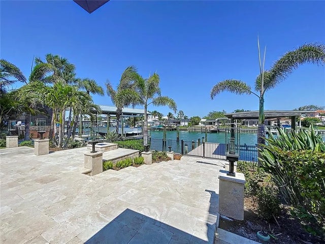 773 Snug Island, CLEARWATER BEACH