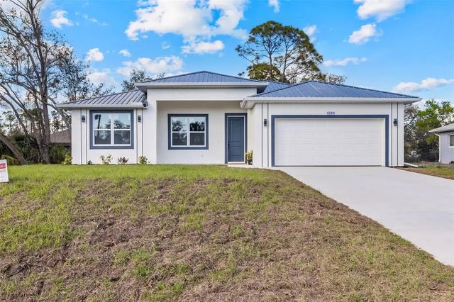 4240 Adelaide Avenue, NORTH PORT