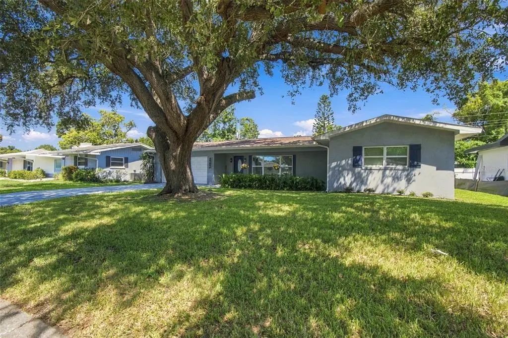 1618 Barry Road, CLEARWATER
