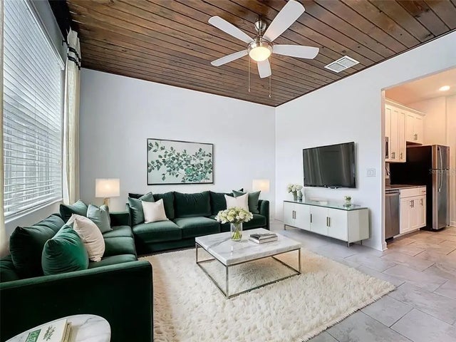 195 Preston Ave, DAVENPORT