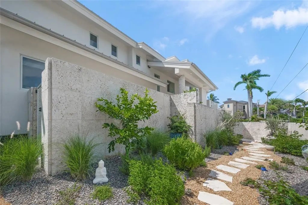 Gulf Shores Realty: 64 f8f2fca4acfd80dda3ff7ca231e16180 l