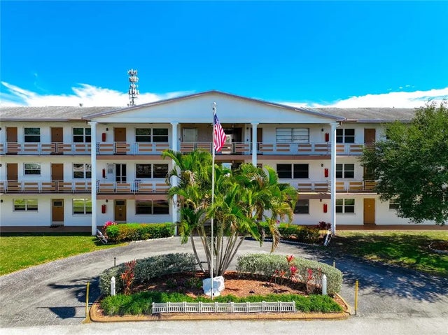 6015 19th Street N 308, ST PETERSBURG