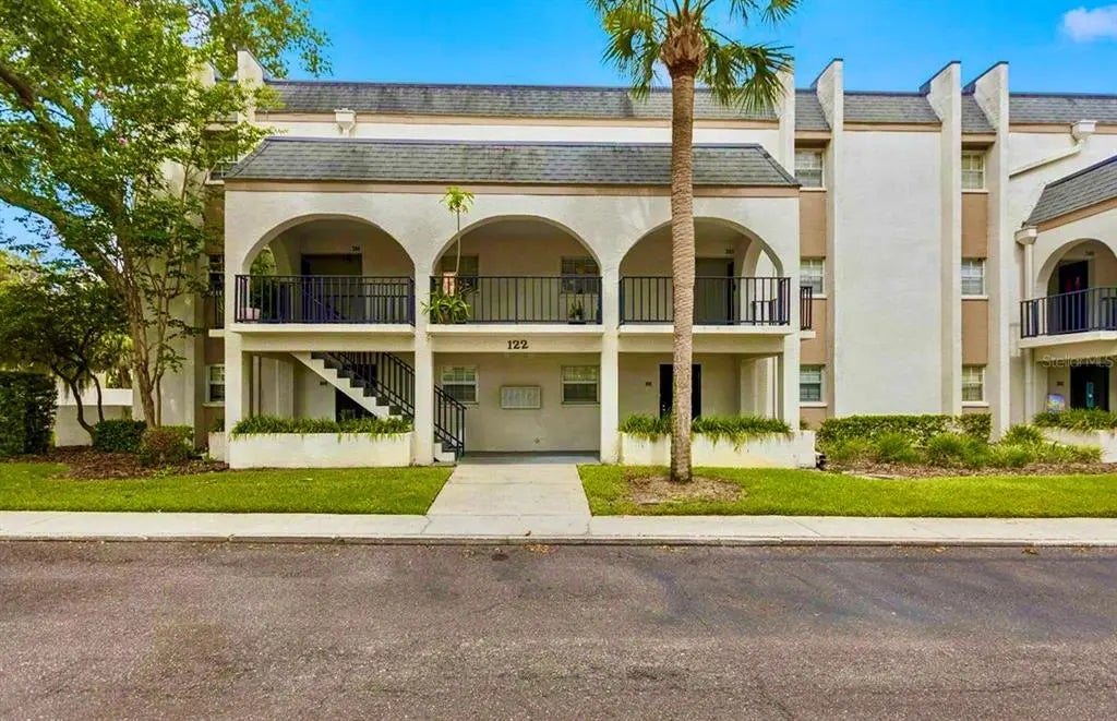 122 N Kings Avenue 101, BRANDON