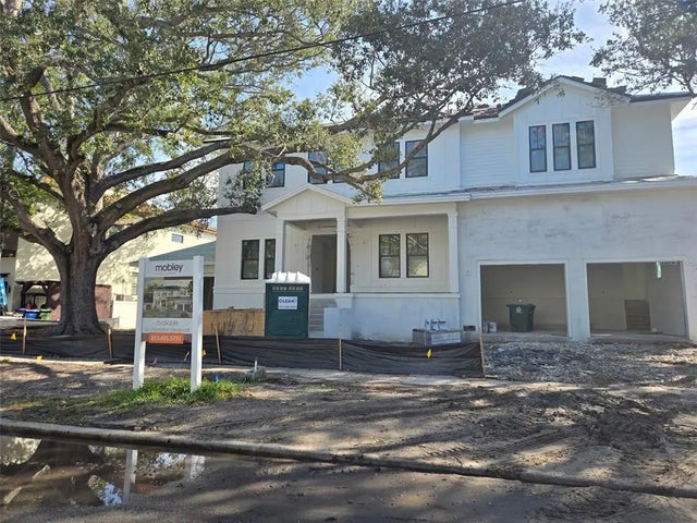 690 Geneva Place, TAMPA