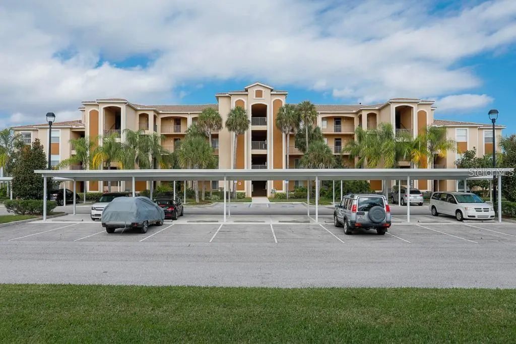 8403 Grand Estuary Trail 105, BRADENTON