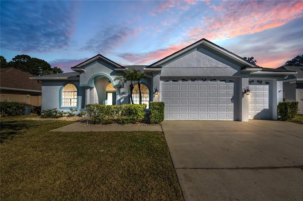 739 Salt Lake Drive, TARPON SPRINGS
