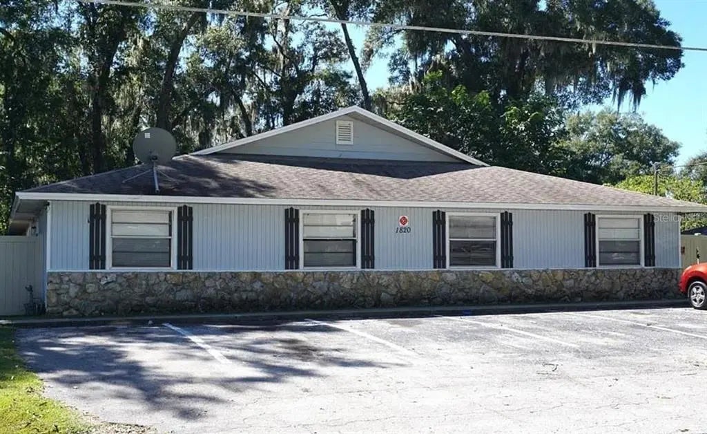 1820 Se 40th Street Road, OCALA