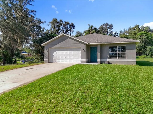540 E Warner Street, GROVELAND