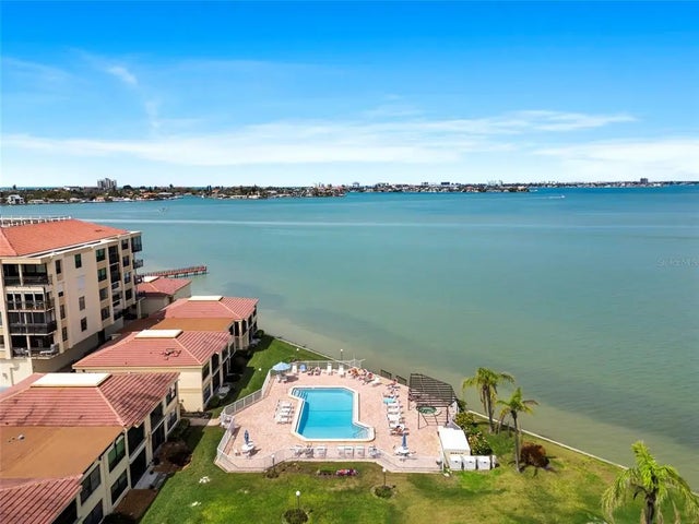 6140 Sun Boulevard 7, ST PETERSBURG