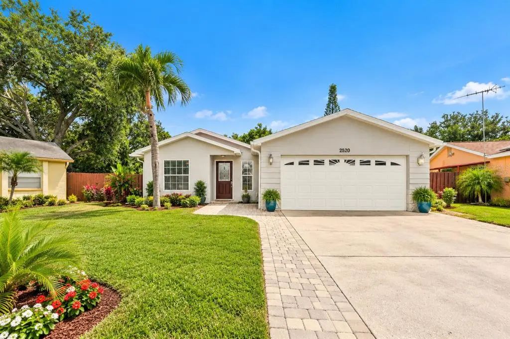 2520 Fawn Court, CLEARWATER