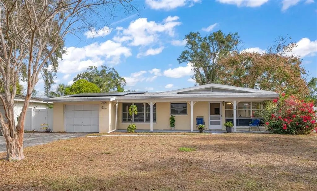 1225 Ridge Avenue, CLEARWATER