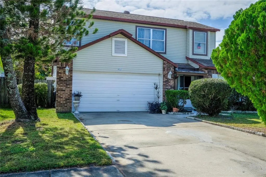602 Oak Manor Circle, ORLANDO