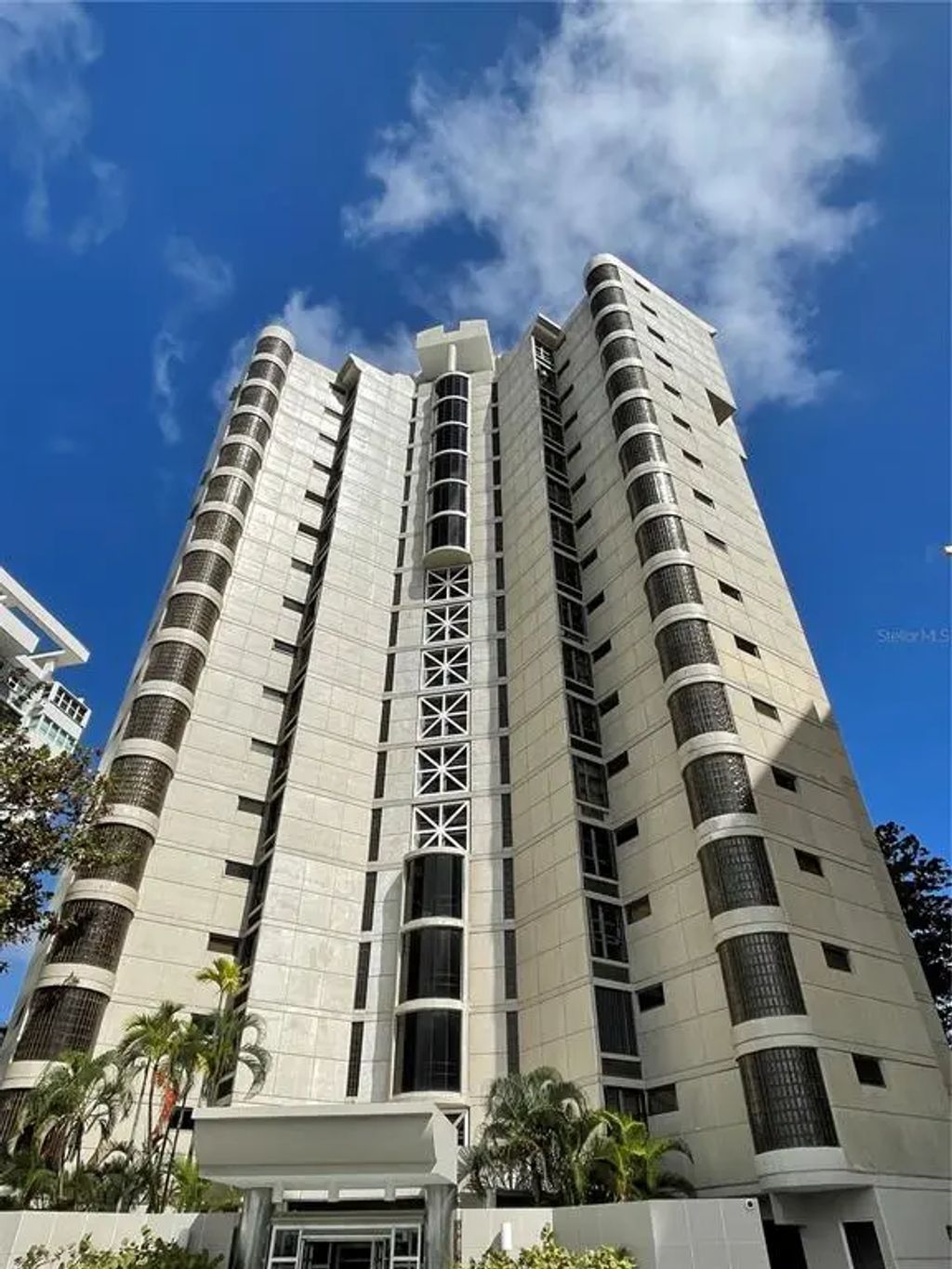 Plaza Atlantico Ave Isla Verde 1002, CAROLINA