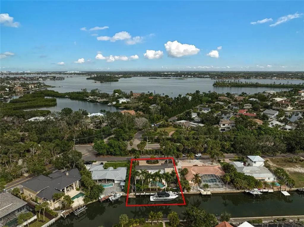 4508 Woodside Road, SARASOTA