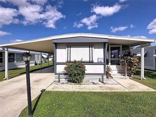 213 Lakeside Ranch Circle, WINTER HAVEN