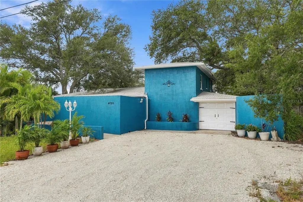 4720 Welch Causeway, ST. PETERSBURG