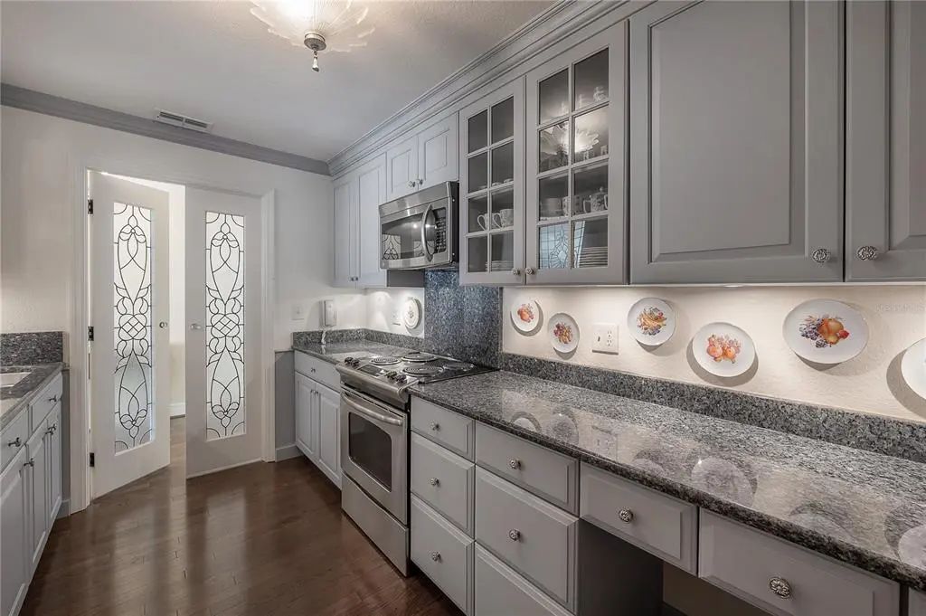 3 of 46 - 700 S Harbour Island Boulevard 716, TAMPA, FL