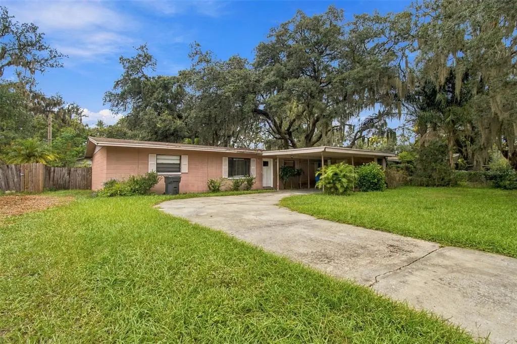 8010 Sharon Drive, TAMPA