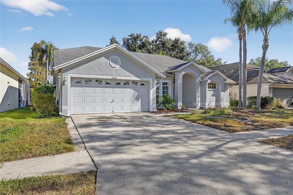 16604 Lake Heather Drive, TAMPA
