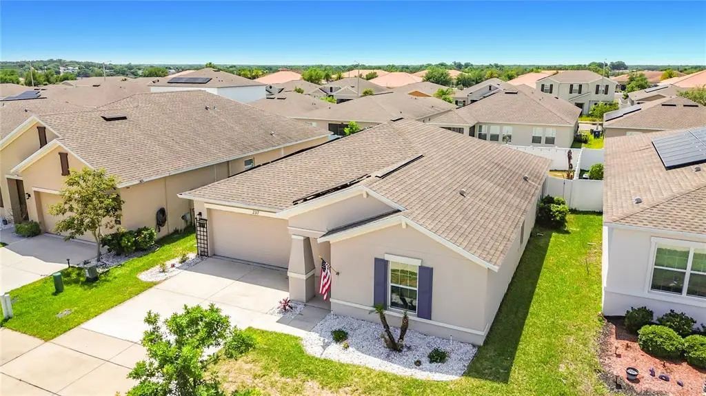 237 Taft Drive, DAVENPORT