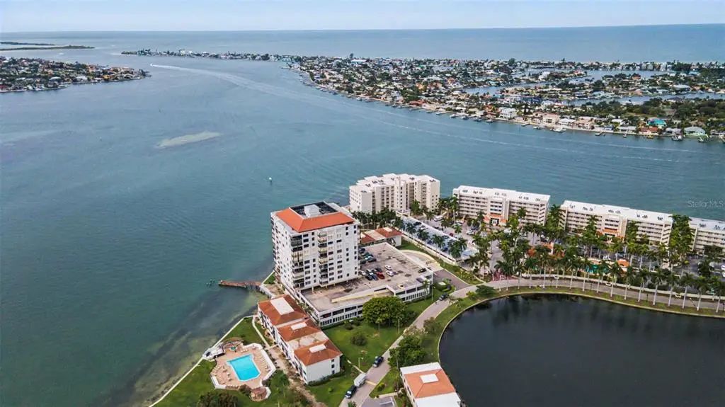 6287 Bahia Del Mar Circle 113, ST. PETERSBURG