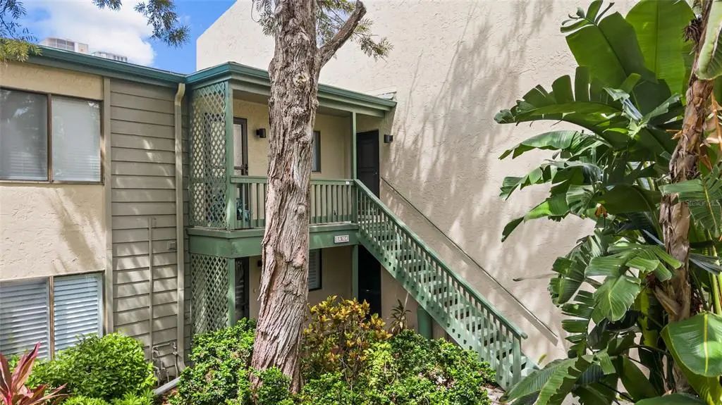 1601 Bayhouse Point Drive 204, SARASOTA