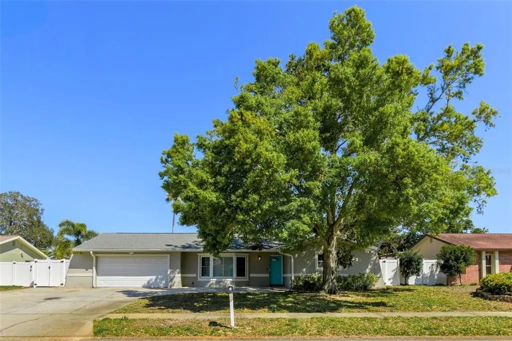 12263 90th Avenue, SEMINOLE